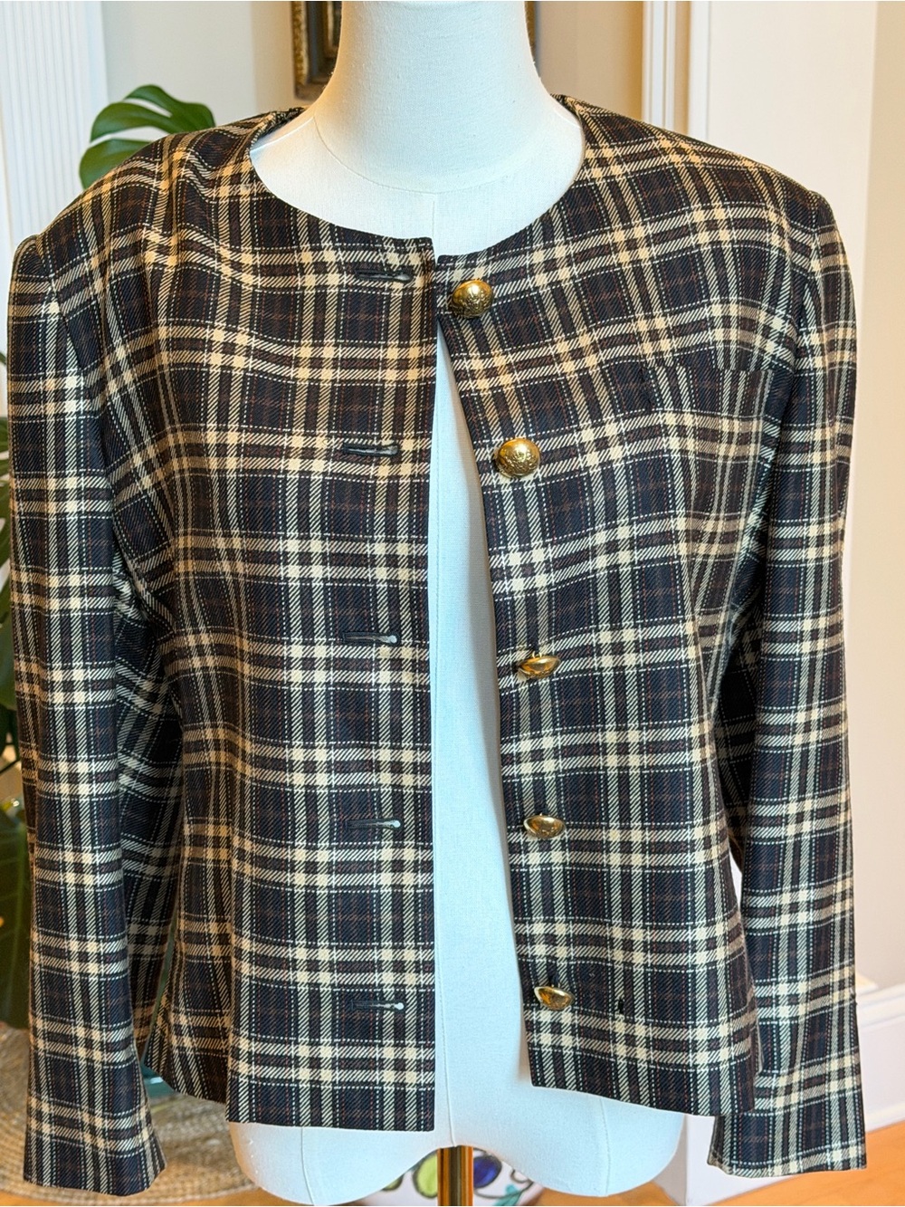 Vintage Jaeger Made in Great Britain Plaid Cropped Jacket Gold Buttons S